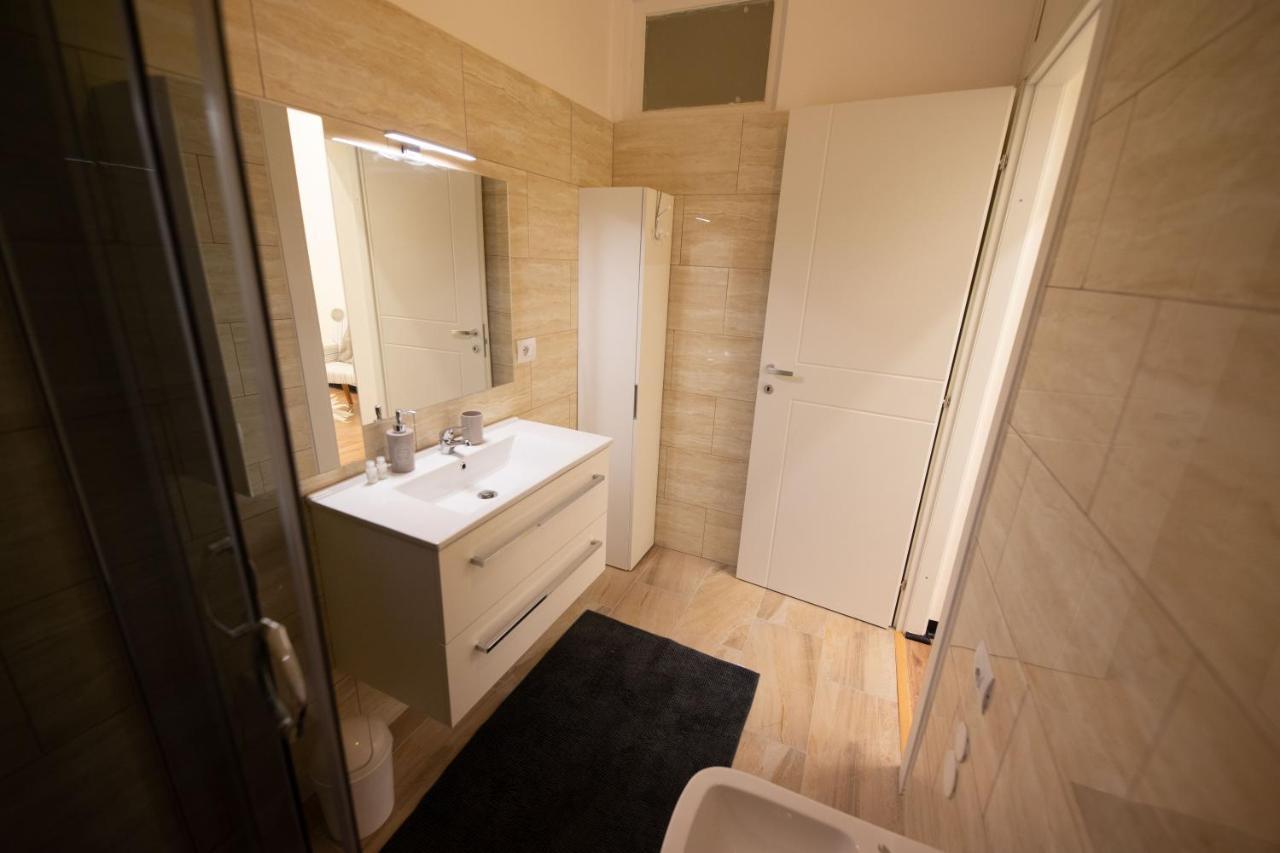 Palazzo Carmine Guest house Genoa